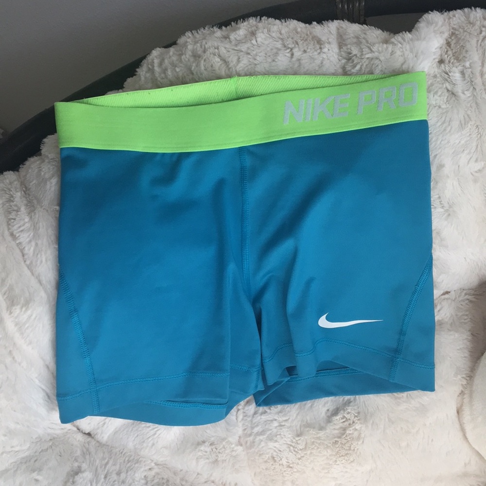 COPY - nike pro spandex